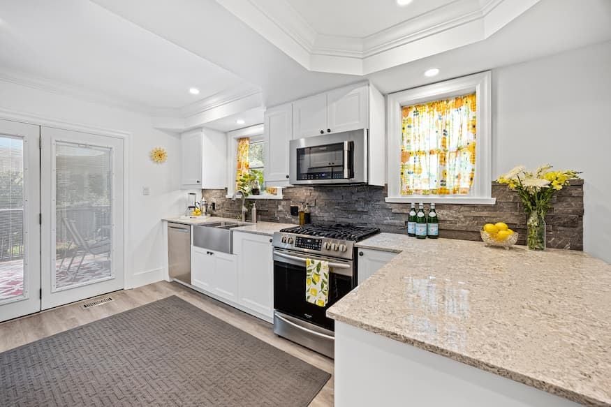 Jacqueline - Charcoal Rock Panel 2 DIY Projects Image -6137651298a4c